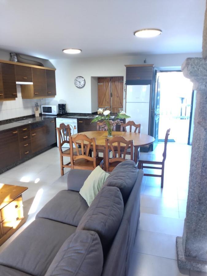 Вилла Casa Acacia O Grove Понтеведра Экстерьер фото
